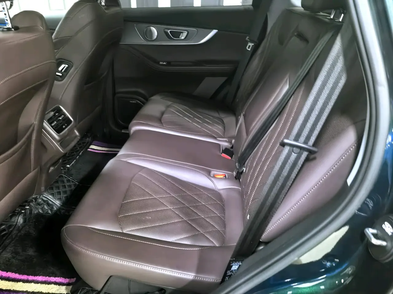 Chery 2022 Ruihu 8 PRO 1.6T 290T Two-Drive Vast Edition 5-seat Automatic Gear 7