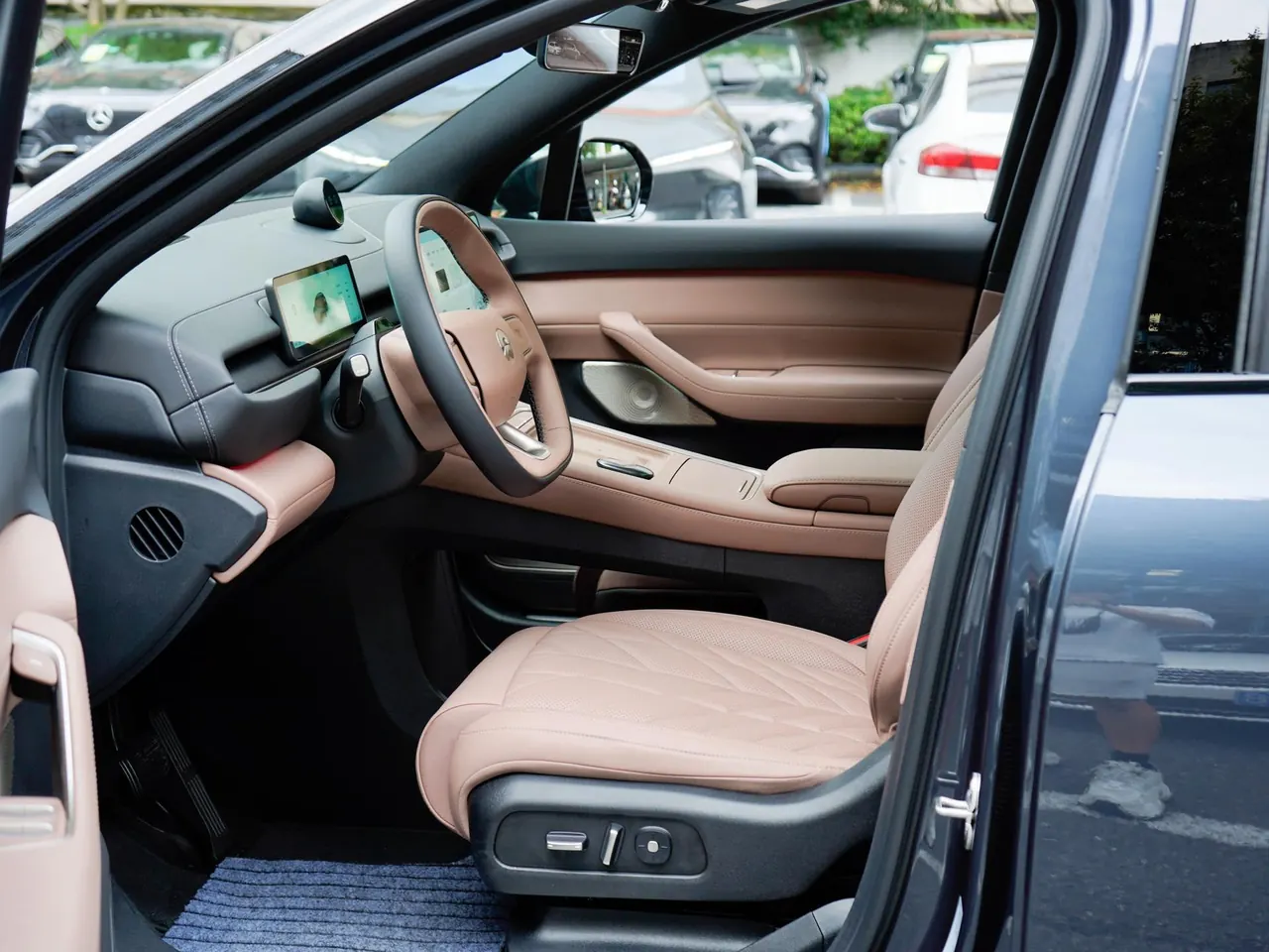 NIO 2025 ES6 75kWh automatic gear 7