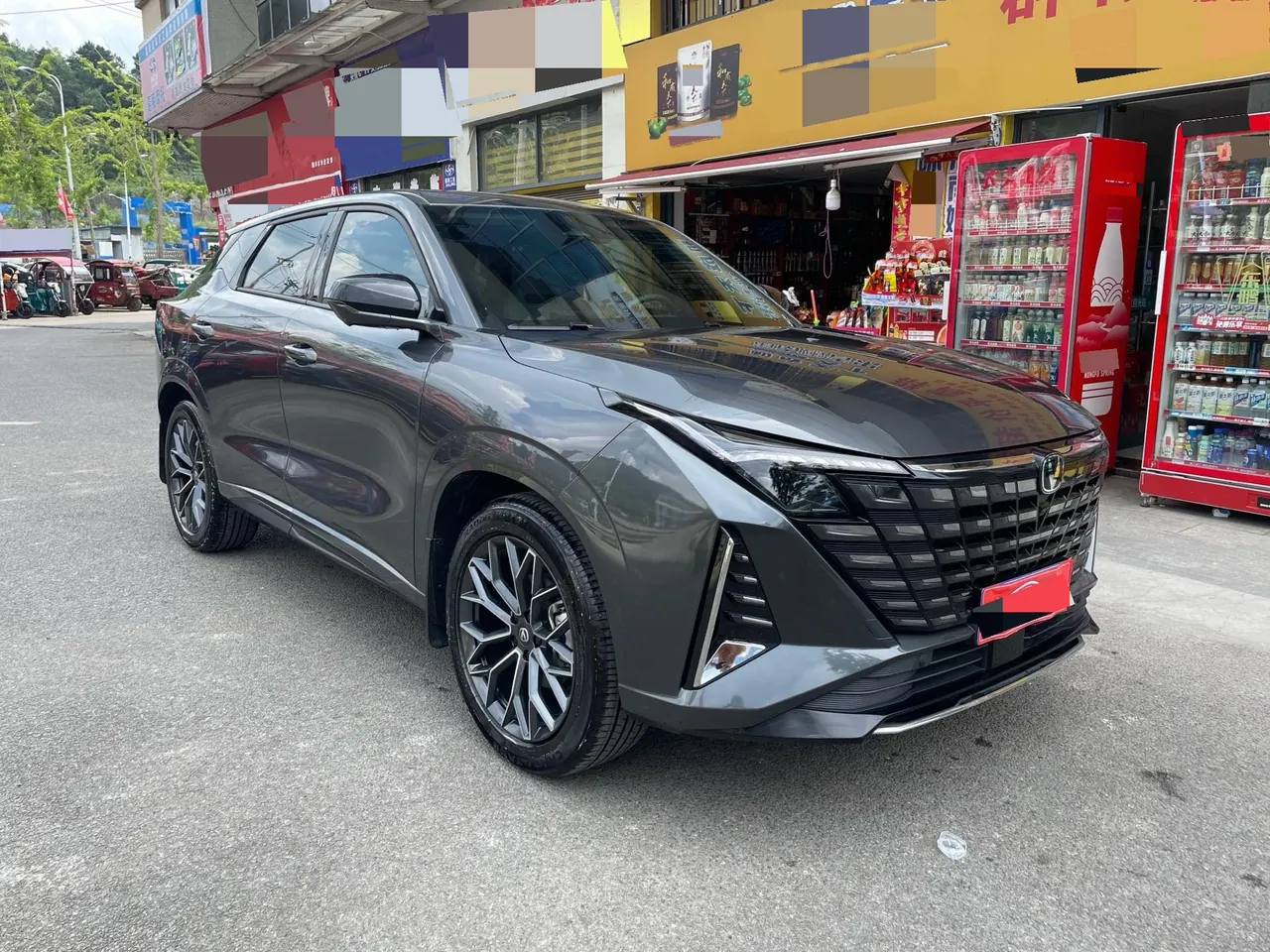 ChangAn 2025 UNI-Z 1.5T Luxury Automatic 2