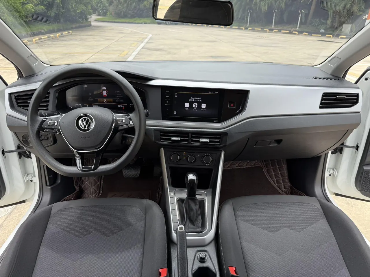 Volkswagen 2023 POLO Plus 1.5 Indulge Le Huo Edition (Modified) Automatic Gear 9