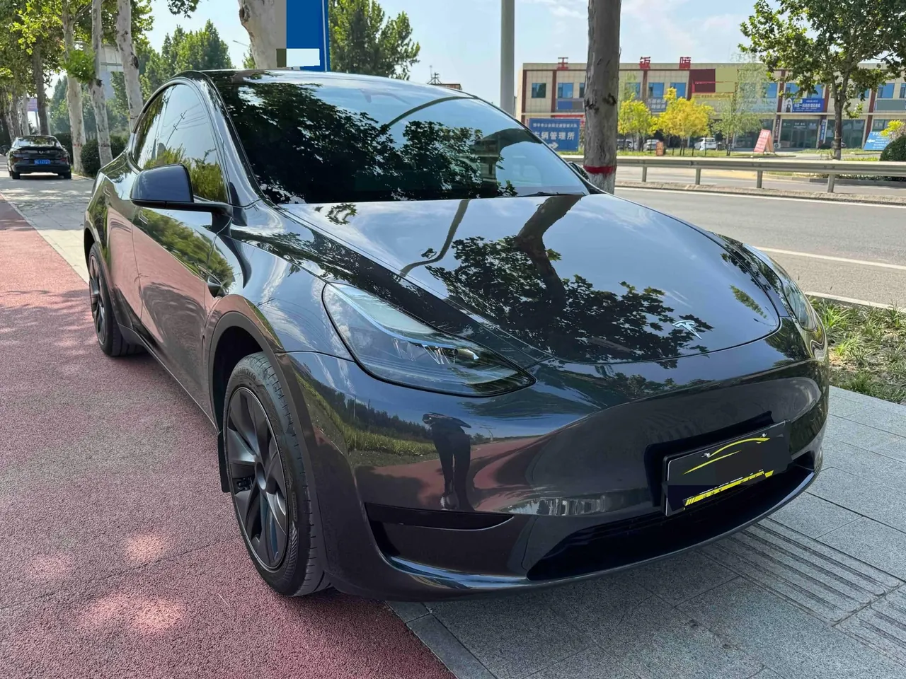 Tesla 2024 Model Y rear-wheel drive version automatic transmission 3