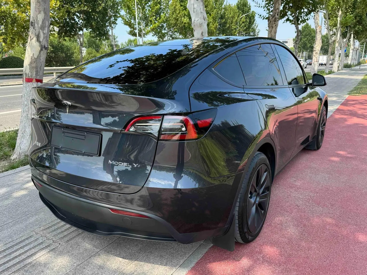 Tesla 2024 Model Y rear-wheel drive version automatic transmission 4