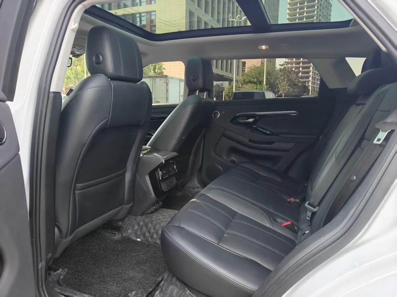 Land Rover 2022 Range Rover Aurora L 48V 2.0T 249PS R-Dynamic Deluxe Edition (Modified) Automatic Gear 6