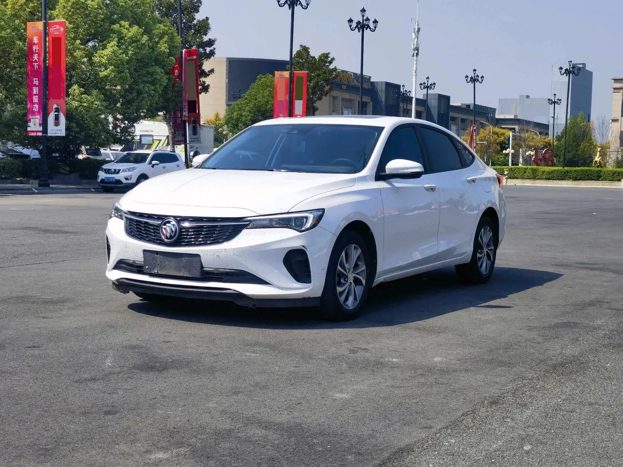 Buick 2023 Weilang Pro 1.5T Stepless Music Edition Automatic Gear - View 1