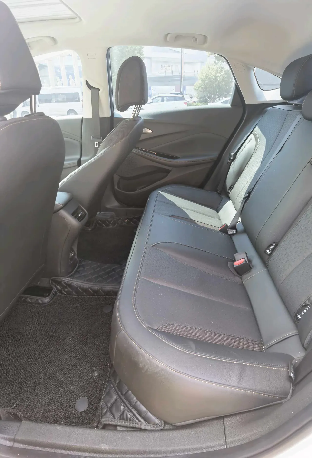 Buick 2023 Weilang Pro 1.5T Stepless Music Edition Automatic Gear 5