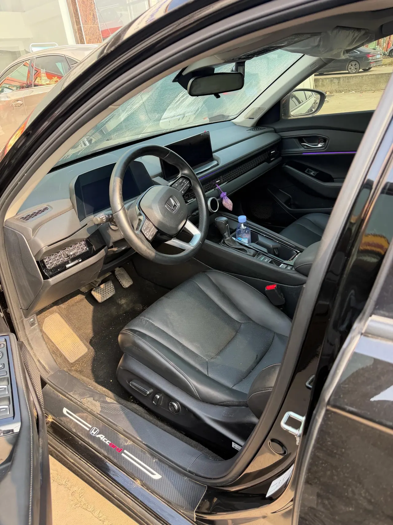 Honda 2023 11th generation Accord 1.5T stepless 260TURBO flagship automatic gear 3