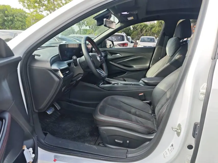 Buick 2023 Weilang GS Pro 1.5T Class-Free Edition Automatic Gear 5