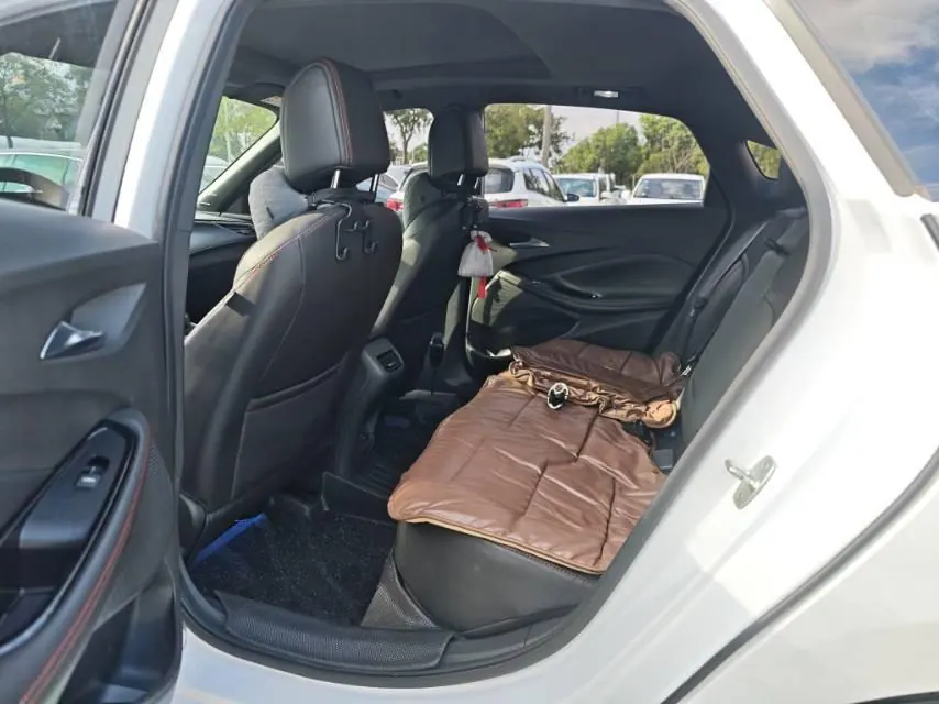 Buick 2023 Weilang GS Pro 1.5T Class-Free Edition Automatic Gear 6
