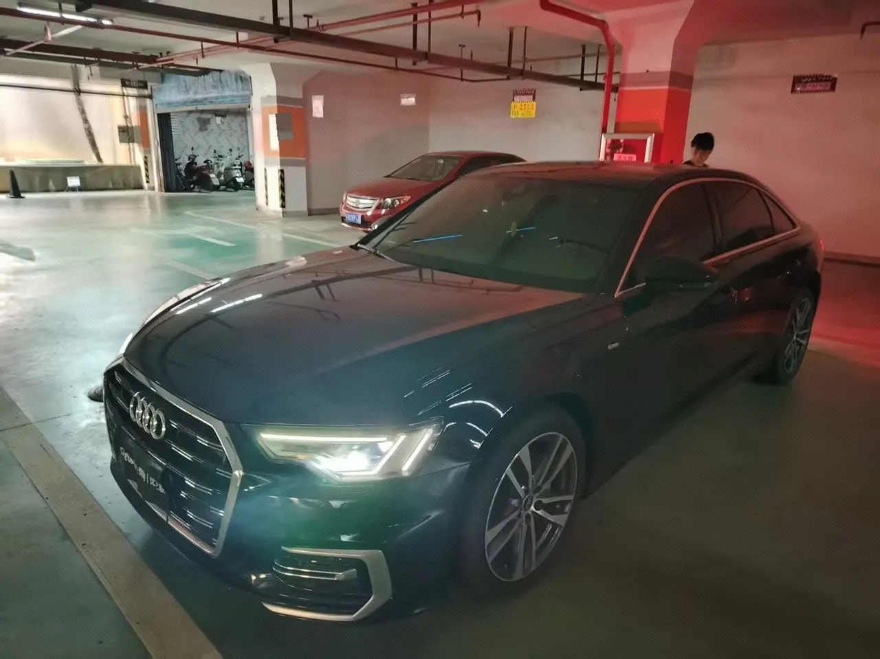 Audi 2023 A6L 2.0TFSI 40TFSI Deluxe Elegant Automatic - View 1