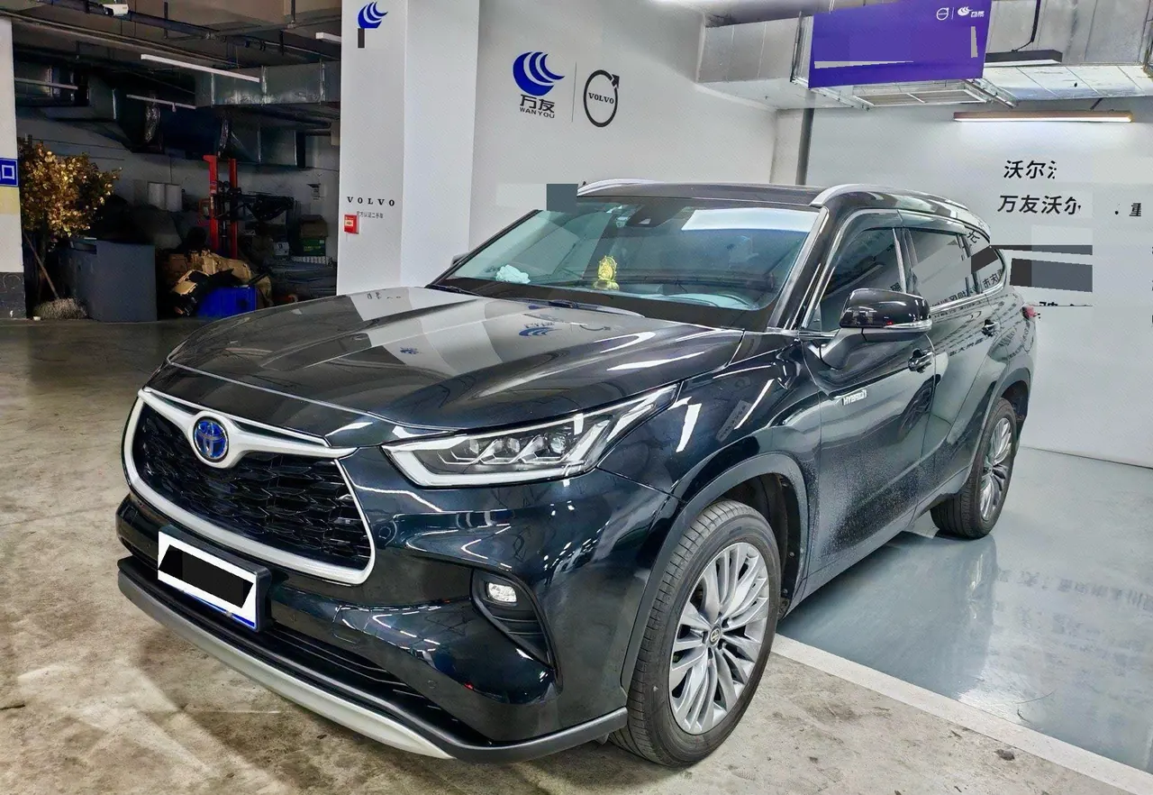 Toyota 2022 Highlander Dual Engine 2.5 Stepless Four-wheel Drive Extreme Edition 7-seat Automatic Gear - View 1