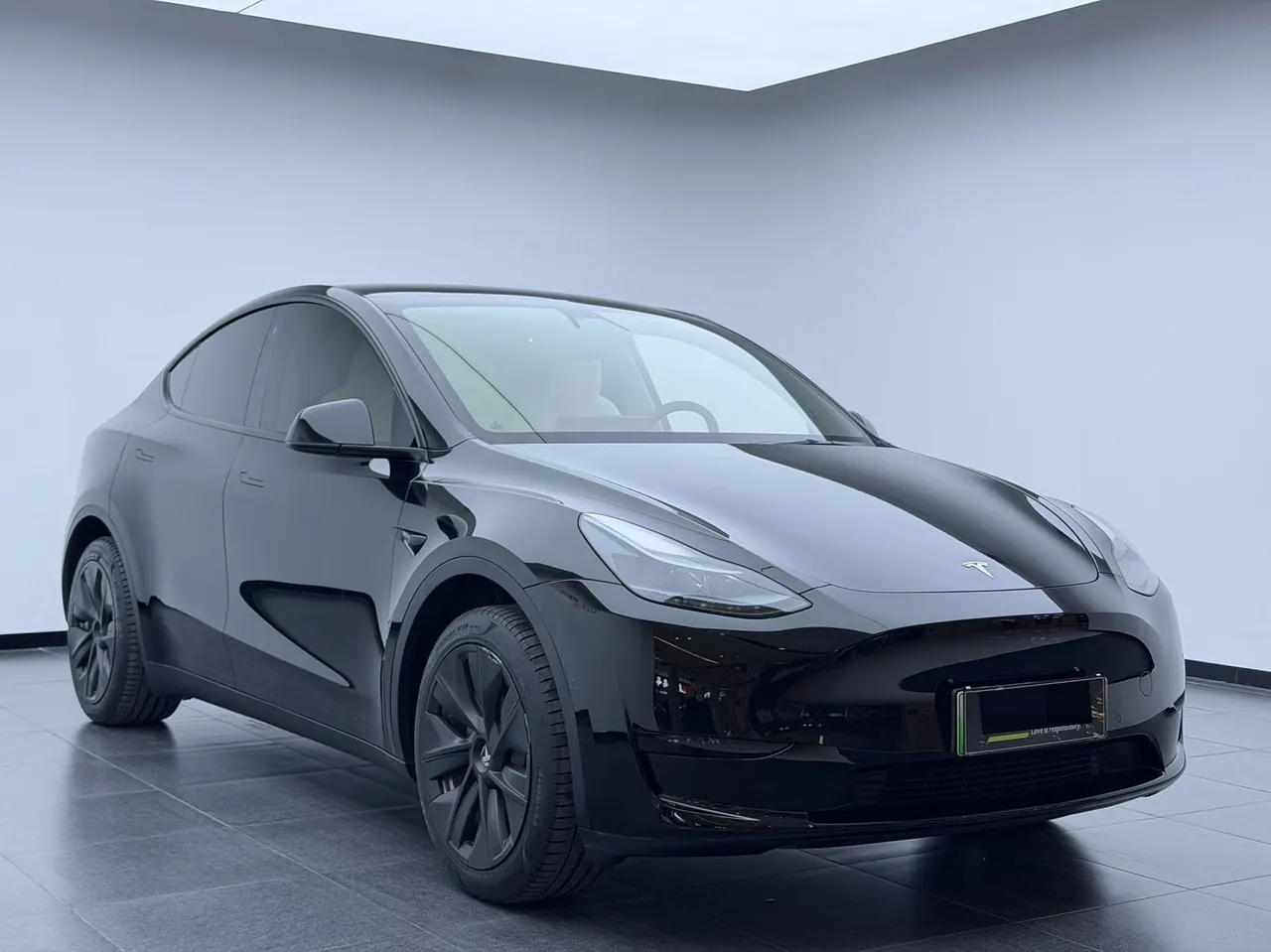 Tesla 2022 Model Y rear-wheel drive version (facelift) automatic gear 3