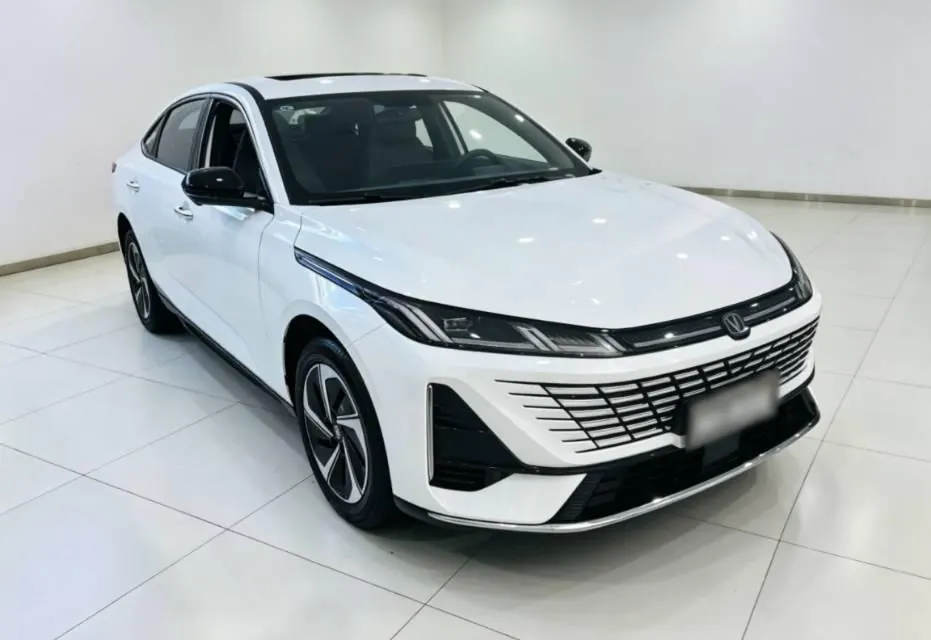 ChangAn 2026 Yidong HEV 1.5 Blue Whale Super Qing Yue Xiang Automatic Gear 3