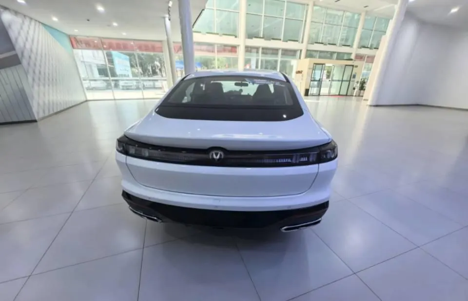 ChangAn 2026 Yidong HEV 1.5 Blue Whale Super Qing Yue Xiang Automatic Gear 5
