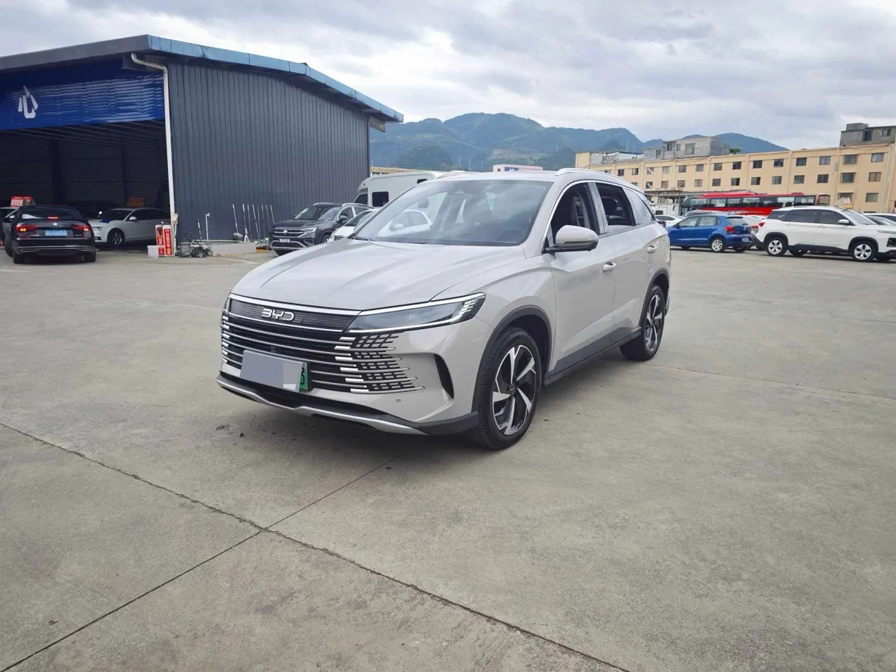 BYD 2025 sea lion 05 DM-i 1.5 stepless 115KM flagship automatic gear - View 1