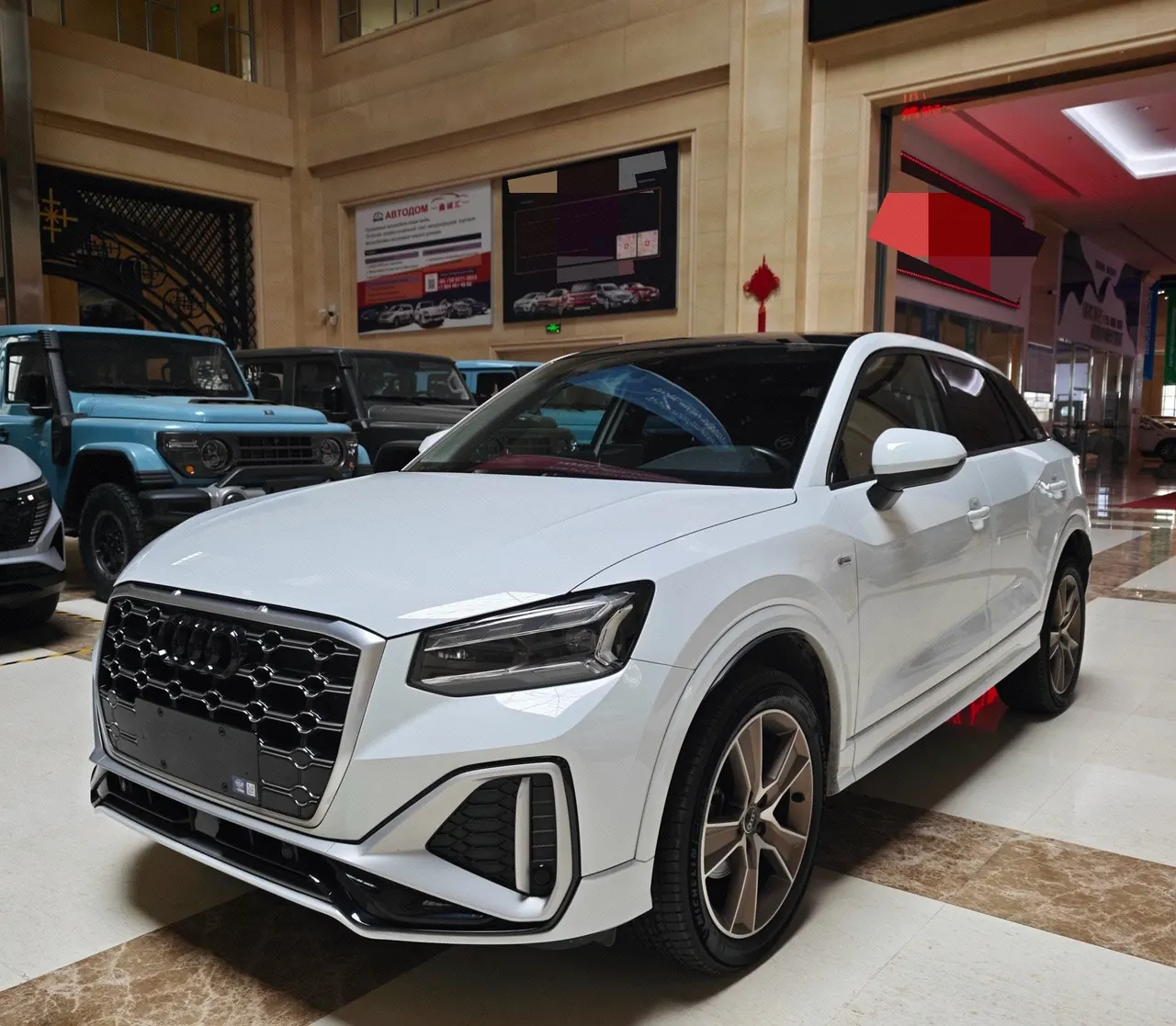 Audi 2022 Q2L 1.4TFSI 35TFSI Fashion Dynamic Automatic - View 1