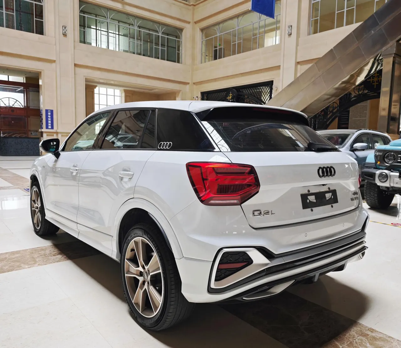 Audi 2022 Q2L 1.4TFSI 35TFSI Fashion Dynamic Automatic 15