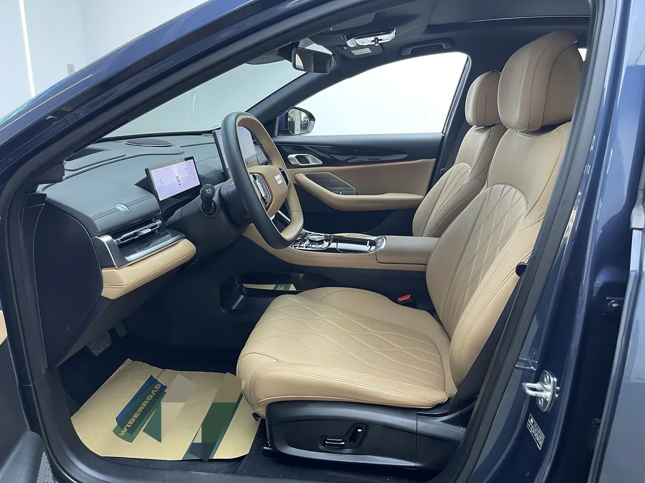 Geely Galaxy 2025 A7 EM-i 1.5 150km Starship Edition Automatic Gear 4