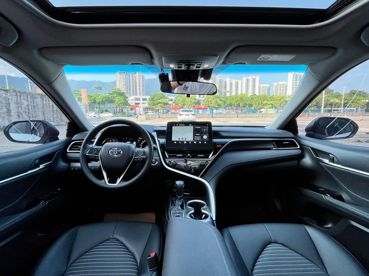 Toyota 2023 Camry 2.0S Stepless Knight Edition Automatic Gear 4
