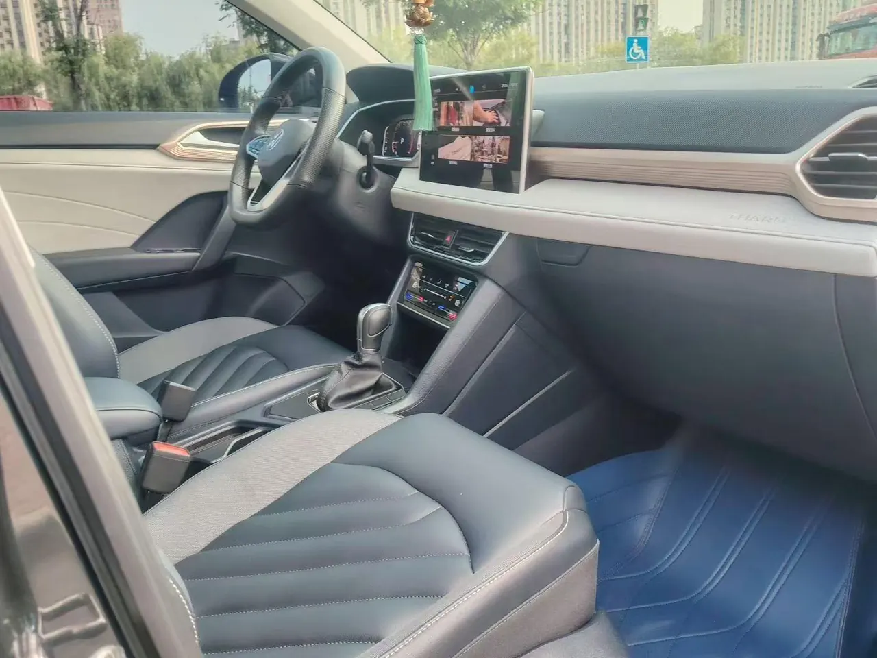 Volkswagen 2023 Tuyue 1.5TSI 300TSI Two-Drive Full Moon Edition Automatic Gear 2