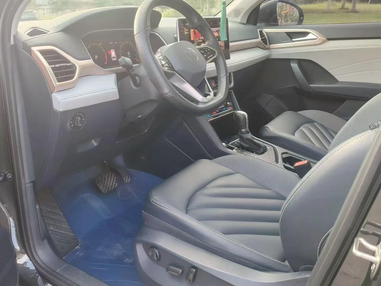 Volkswagen 2023 Tuyue 1.5TSI 300TSI Two-Drive Full Moon Edition Automatic Gear 3
