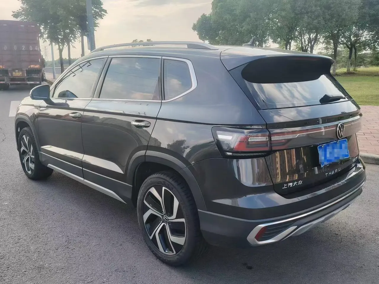 Volkswagen 2023 Tuyue 1.5TSI 300TSI Two-Drive Full Moon Edition Automatic Gear 5