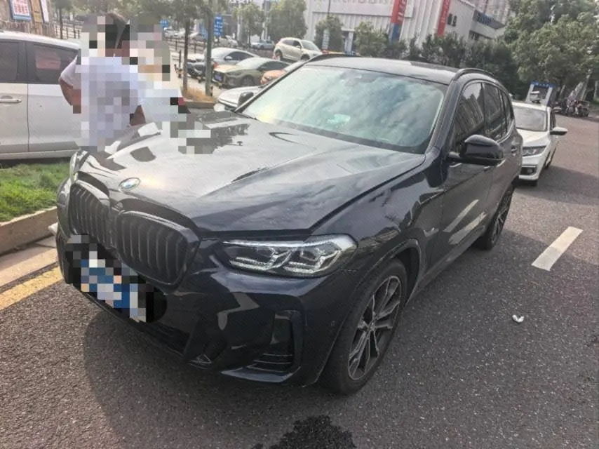 BMW 2023 X3 xDrive30i 2.0T Leading M Obsidian Night Suit Automatic Gear - View 1