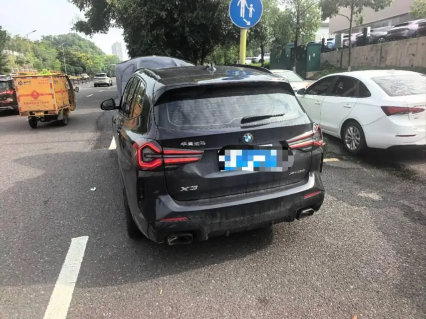 BMW 2023 X3 xDrive30i 2.0T Leading M Obsidian Night Suit Automatic Gear 2