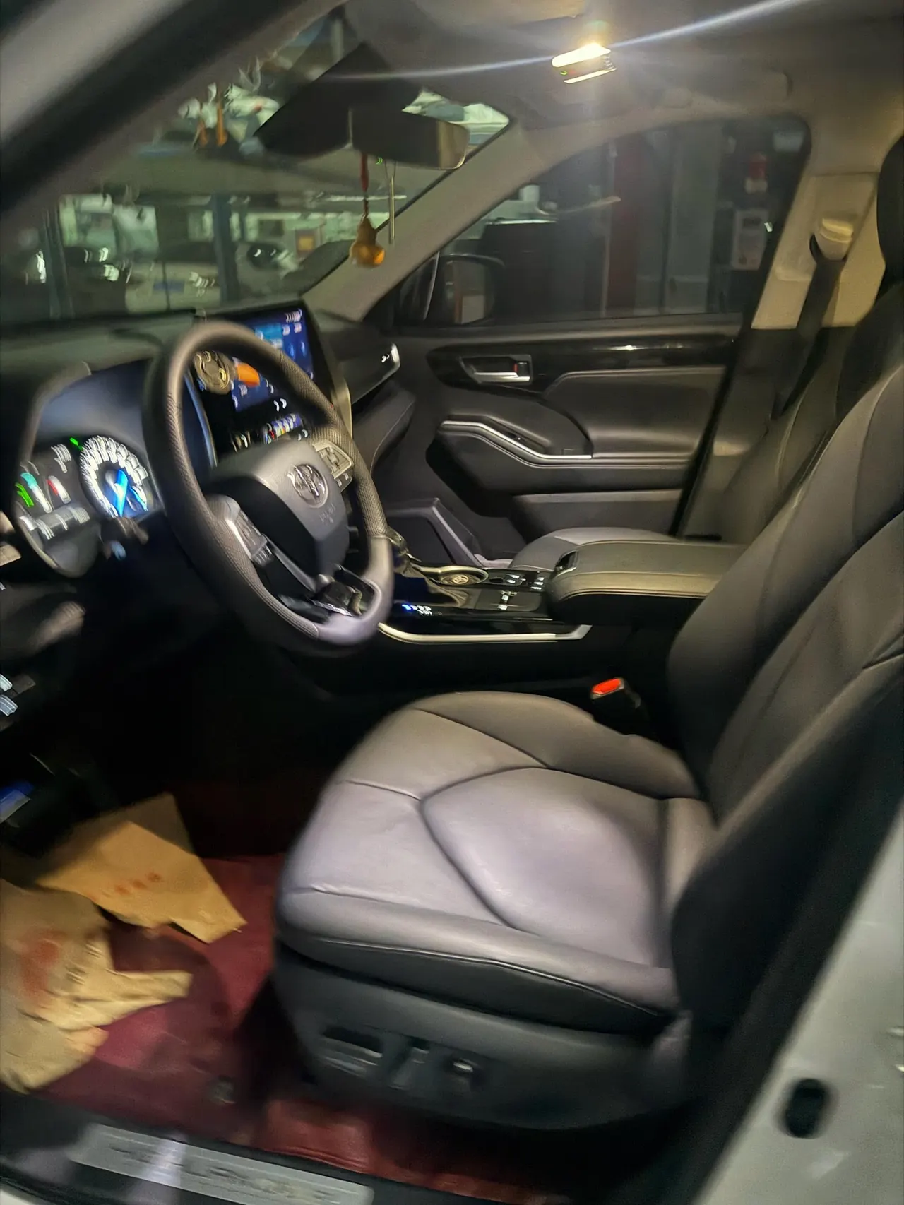 Toyota 2023 Highlander Dual Engine 2.5 Stepless Intelligent Electric Hybrid Four-wheel Drive Elite Edition 7-seat PLUS Edition Automatic Gear 7