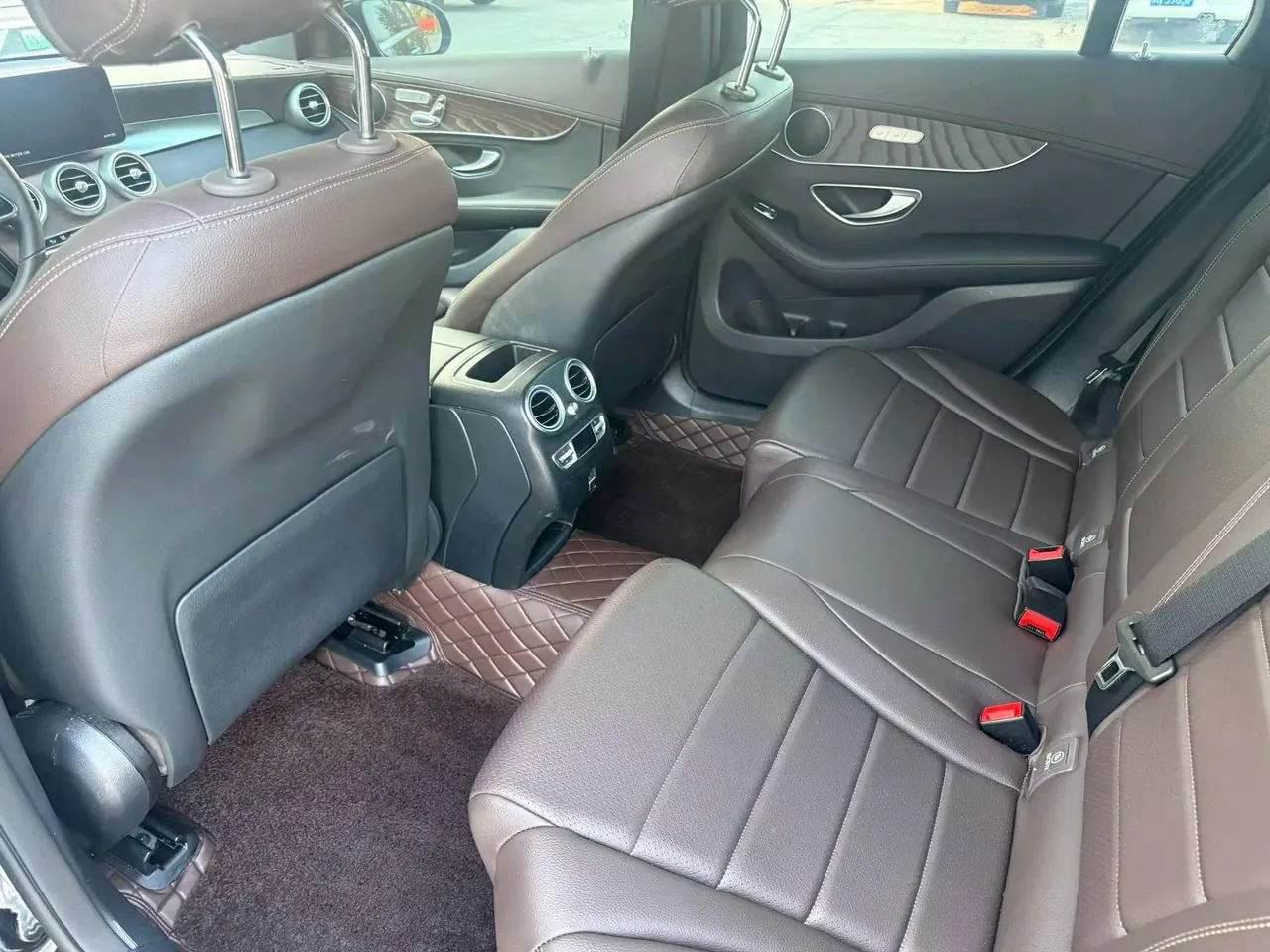 Mercedes Benz 2022 GLC 260 L 4MATIC 2.0T Luxury (Change 2) Automatic Gear 5