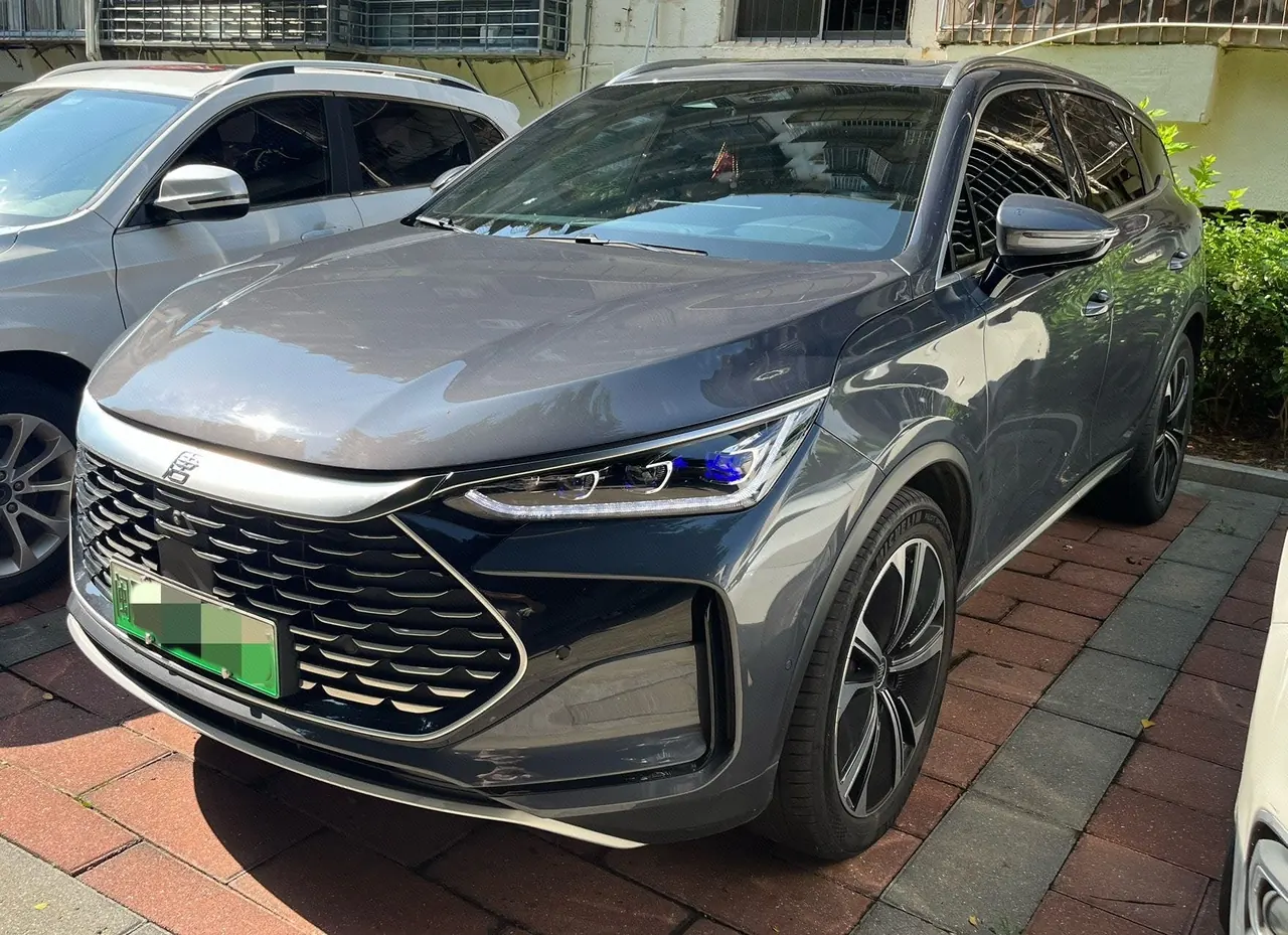 BYD Tang New Energy 2022 Tang DM-p 1.5T Stepless 215KM Four-wheel Drive Flagship Automatic Gear - View 1