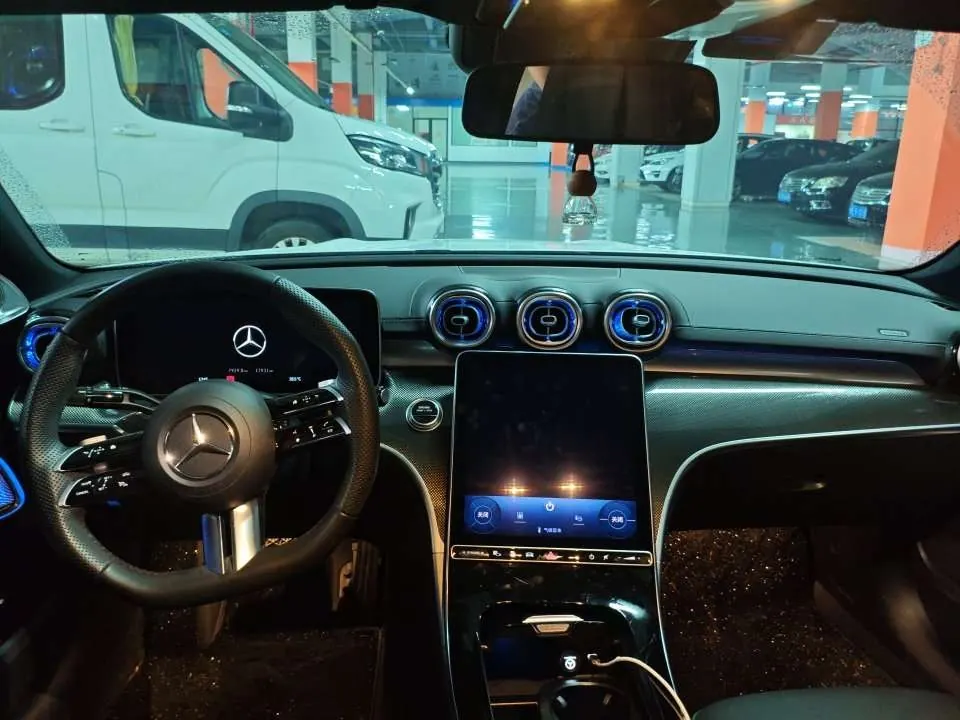 Mercedes Benz Class C 2024 C 350 e L 2.0T (Change 3) Automatic Gear 3