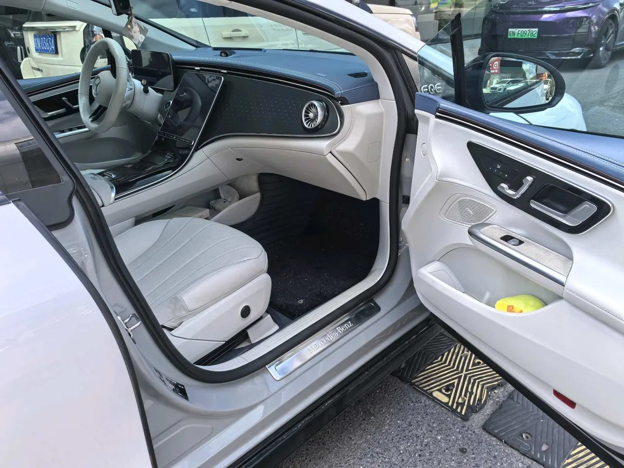Mercedes Benz 2022 EQE 350 EQE 350 Special Edition Automatic Gear 6