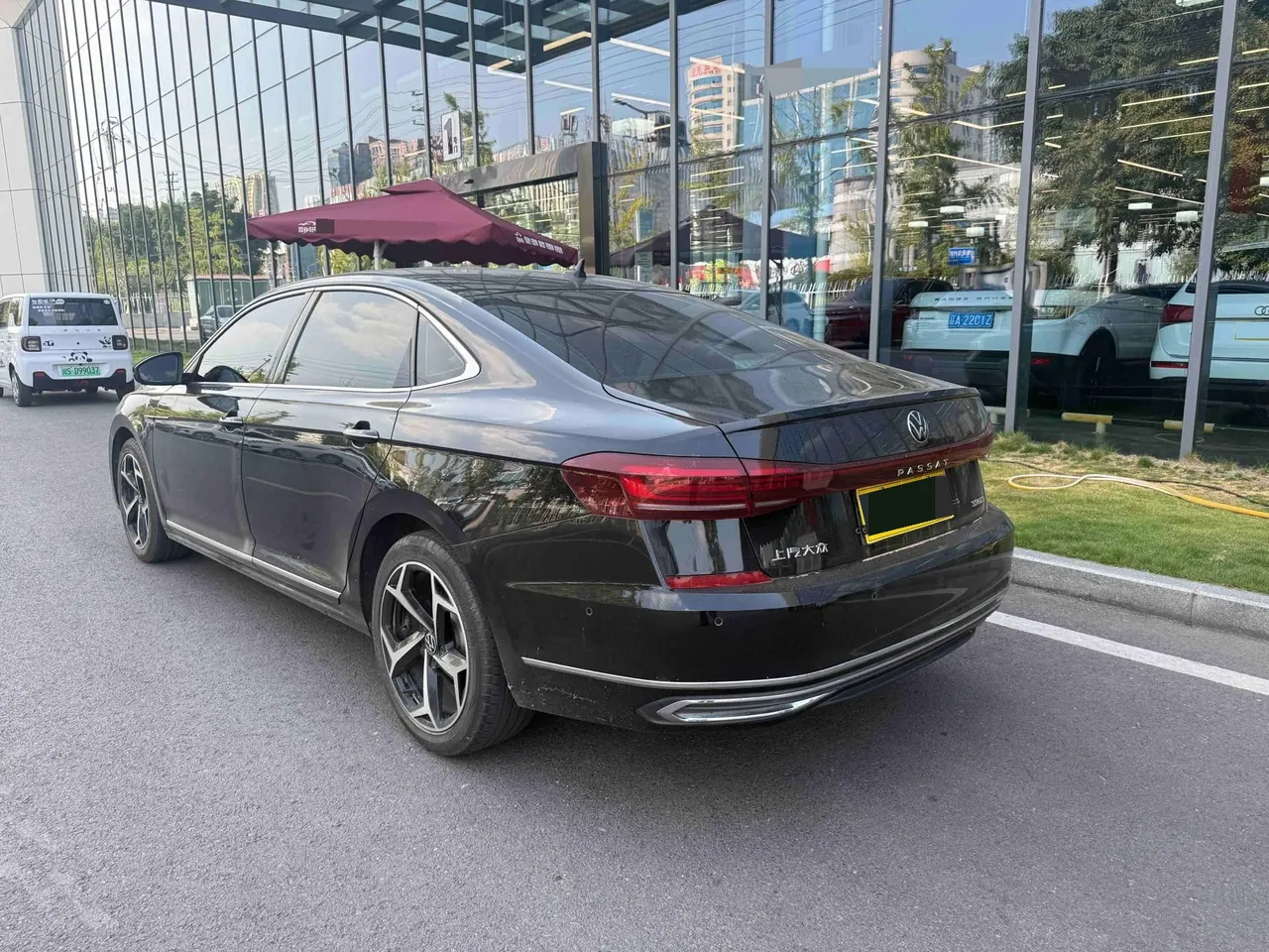Volkswagen 2023 Passat 2.0TSI 330TSI Star Deluxe Edition Automatic Transmission 7