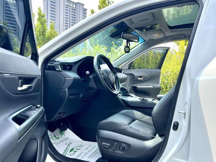 Toyota 2022 Lingbo 2.0 Stepless Two-Drive Deluxe Automatic Gear 4