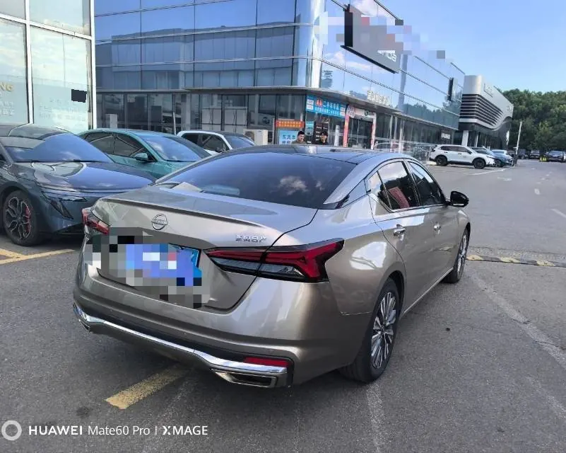 Nissan 2022 Teana 2.0 stepless XL-Upr premium version automatic gear 2