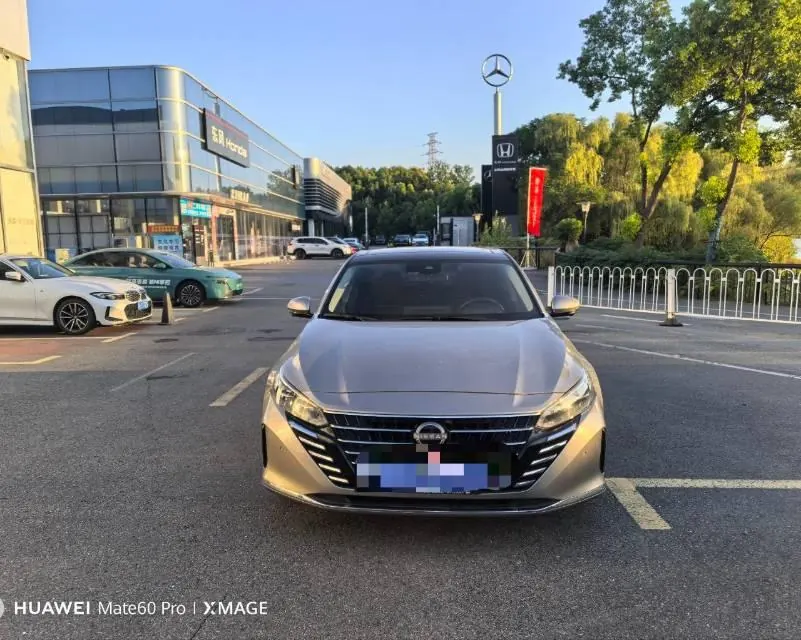 Nissan 2022 Teana 2.0 stepless XL-Upr premium version automatic gear 3