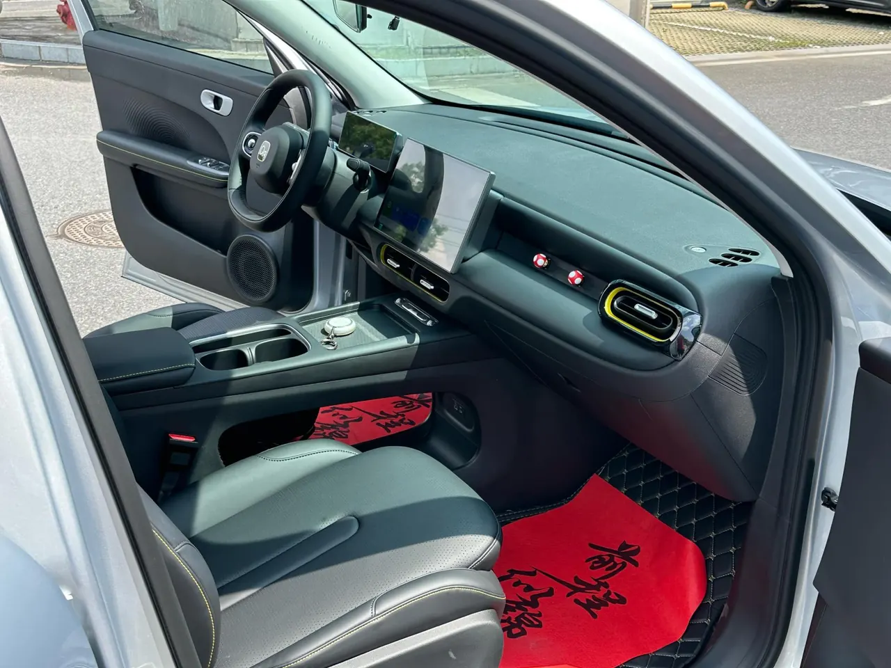 Chery 2026 QQ3 EV 420 Love Edition Automatic Gear 5