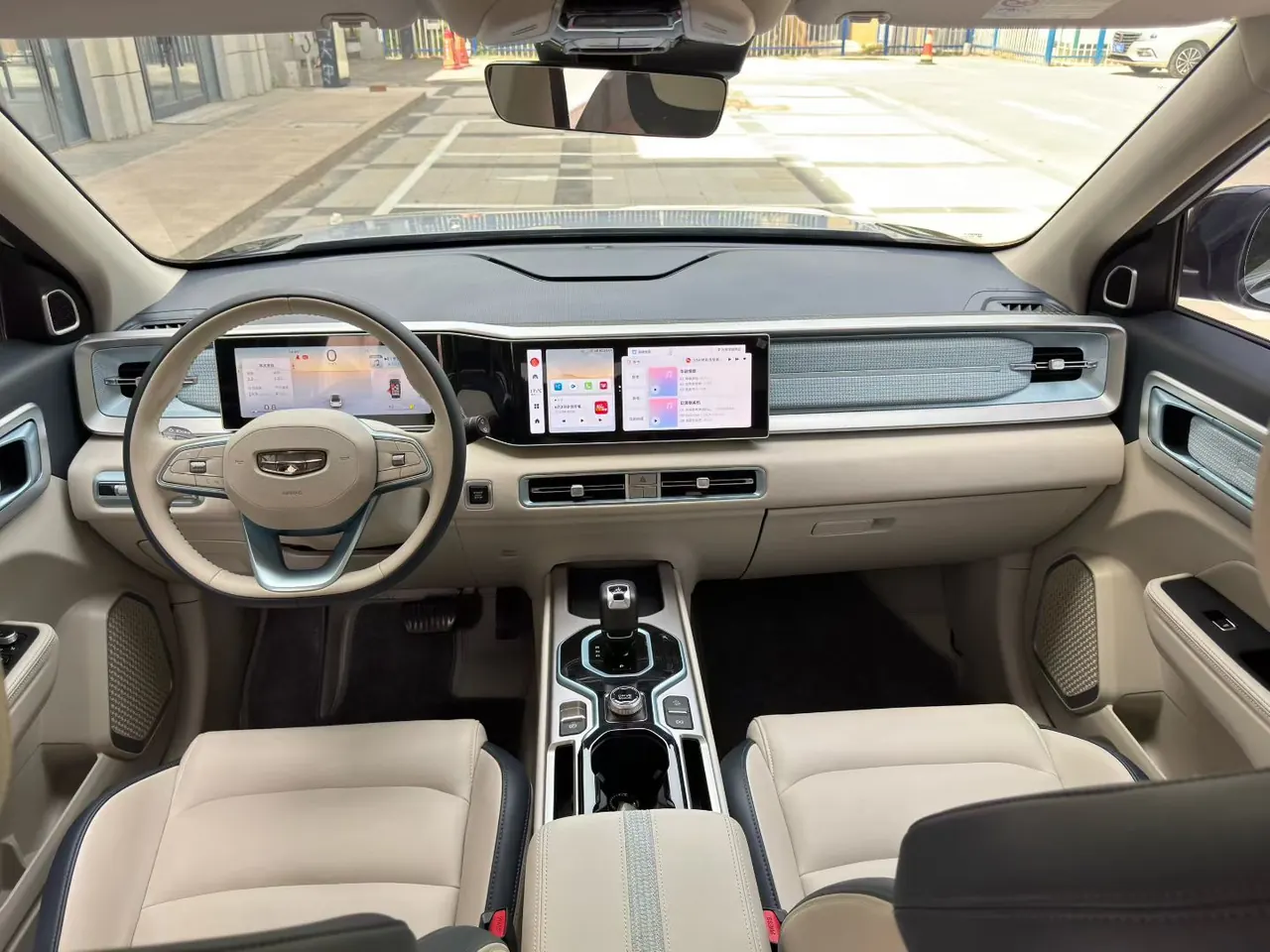Geely 2023 icon 1.5TD chocolate alcohol version of automatic gear 4