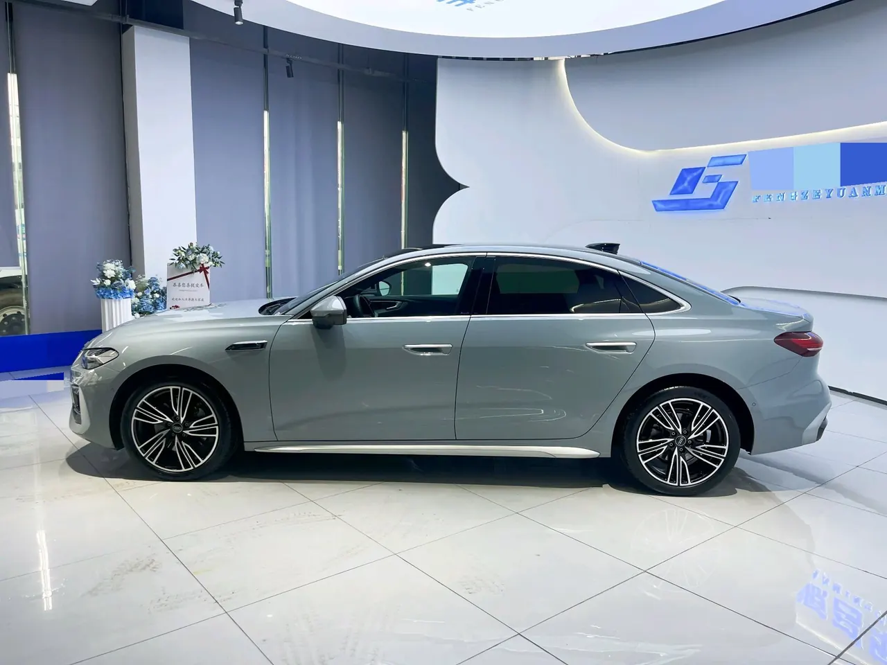Audi 2026 A5L 2.0T Dry Kun Smart Driving Edition Automatic Gear 3