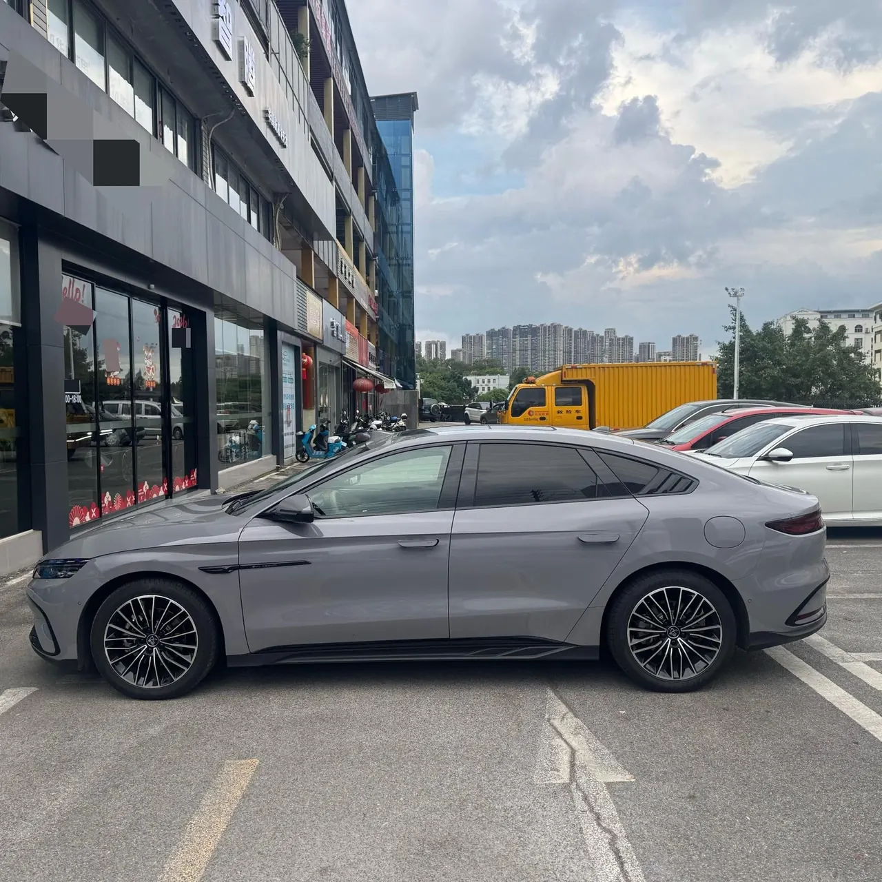 BYD 2025 Han DM-i 1.5T stepless 125KM laser Radar intelligent driving automatic gear 4