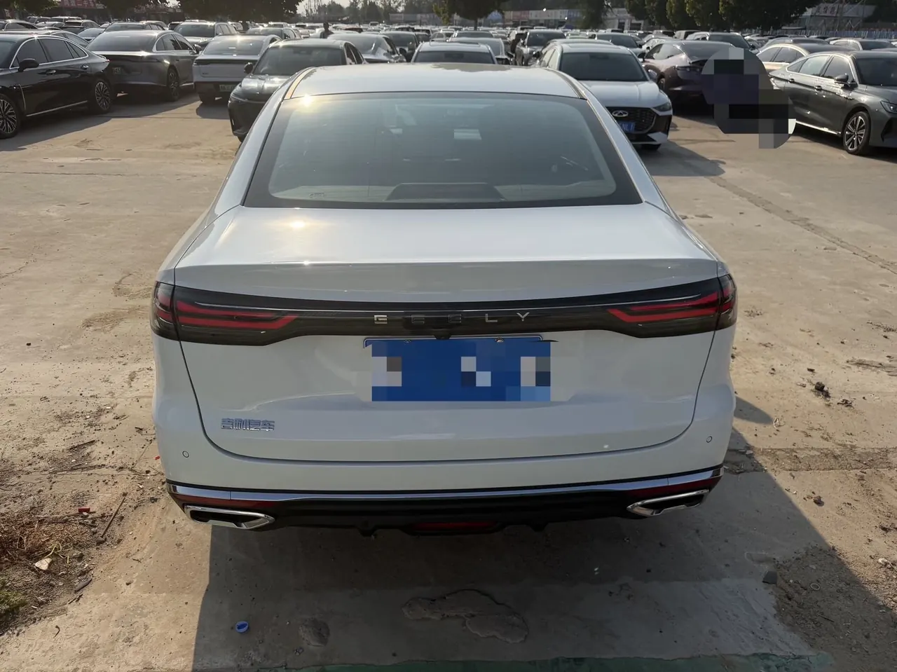 Geely 2026 emgrand -3-compartment 1.5T honorable automatic gear 3