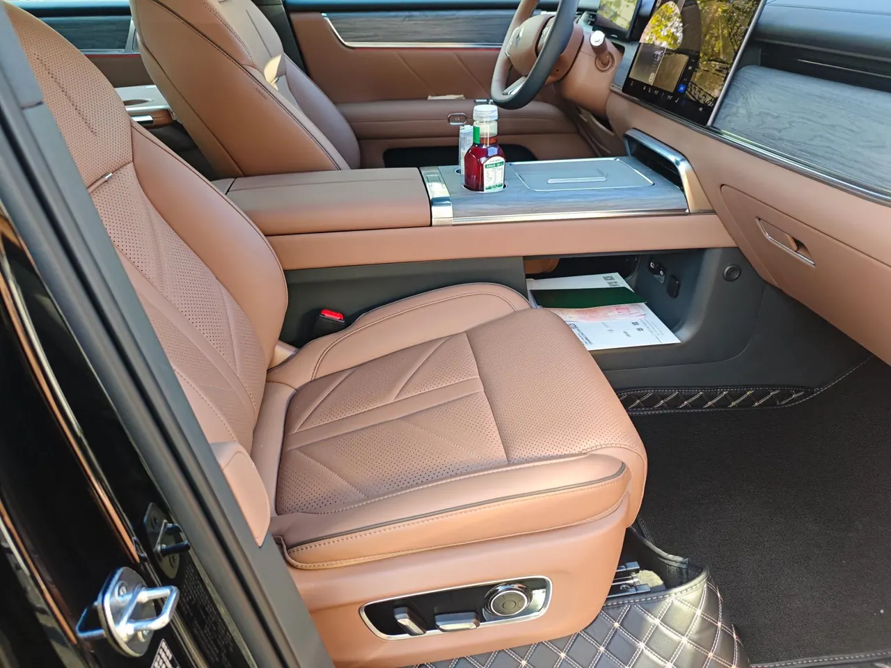 Huajing 2026 Huajing S 1.5T 235km 4-wheel drive dry Kun exclusive edition automatic gear 4