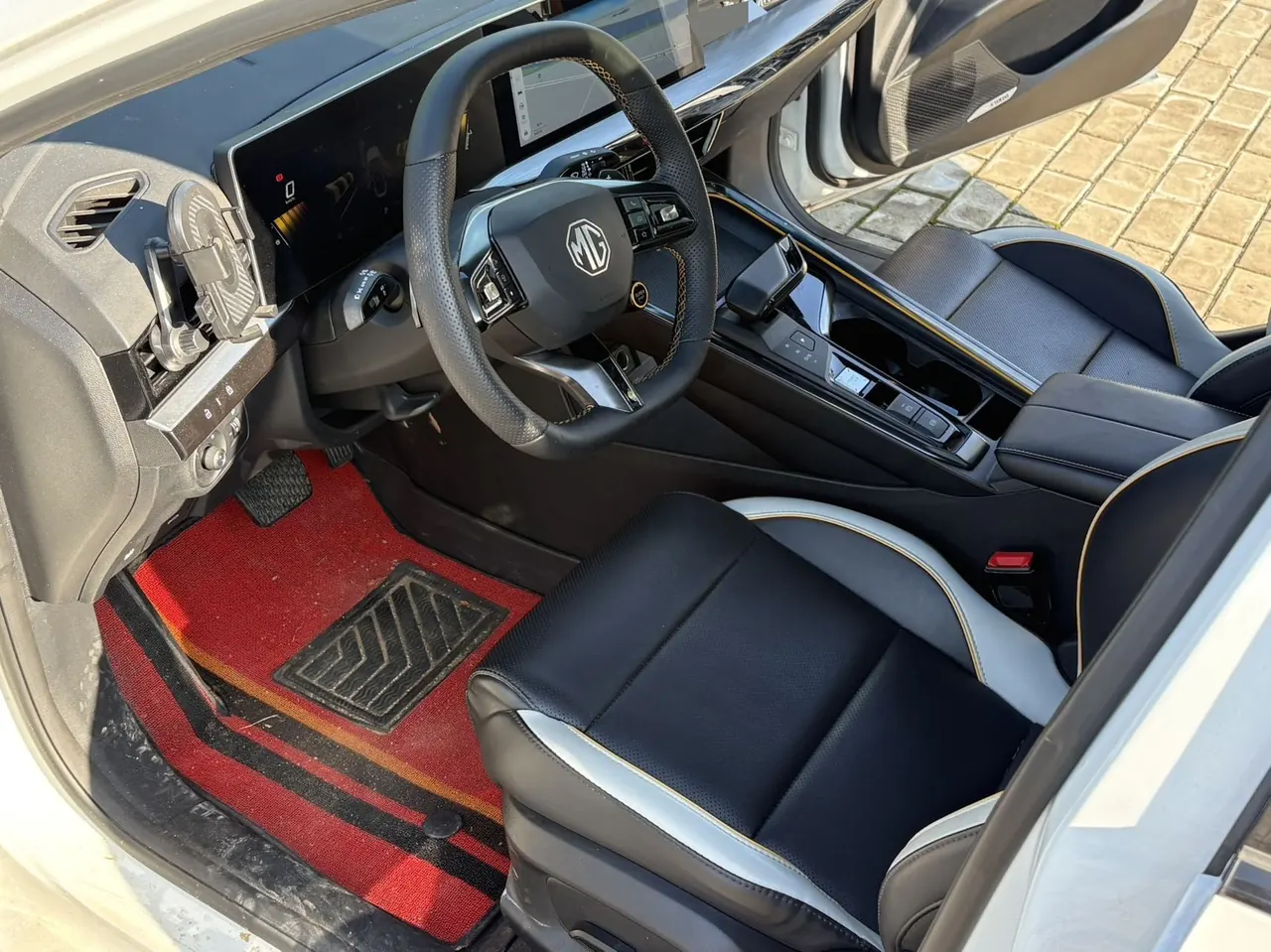 MG 2022 MG5 Scorpio 1.5T Trophy Sports Premium Edition Automatic Gear 9