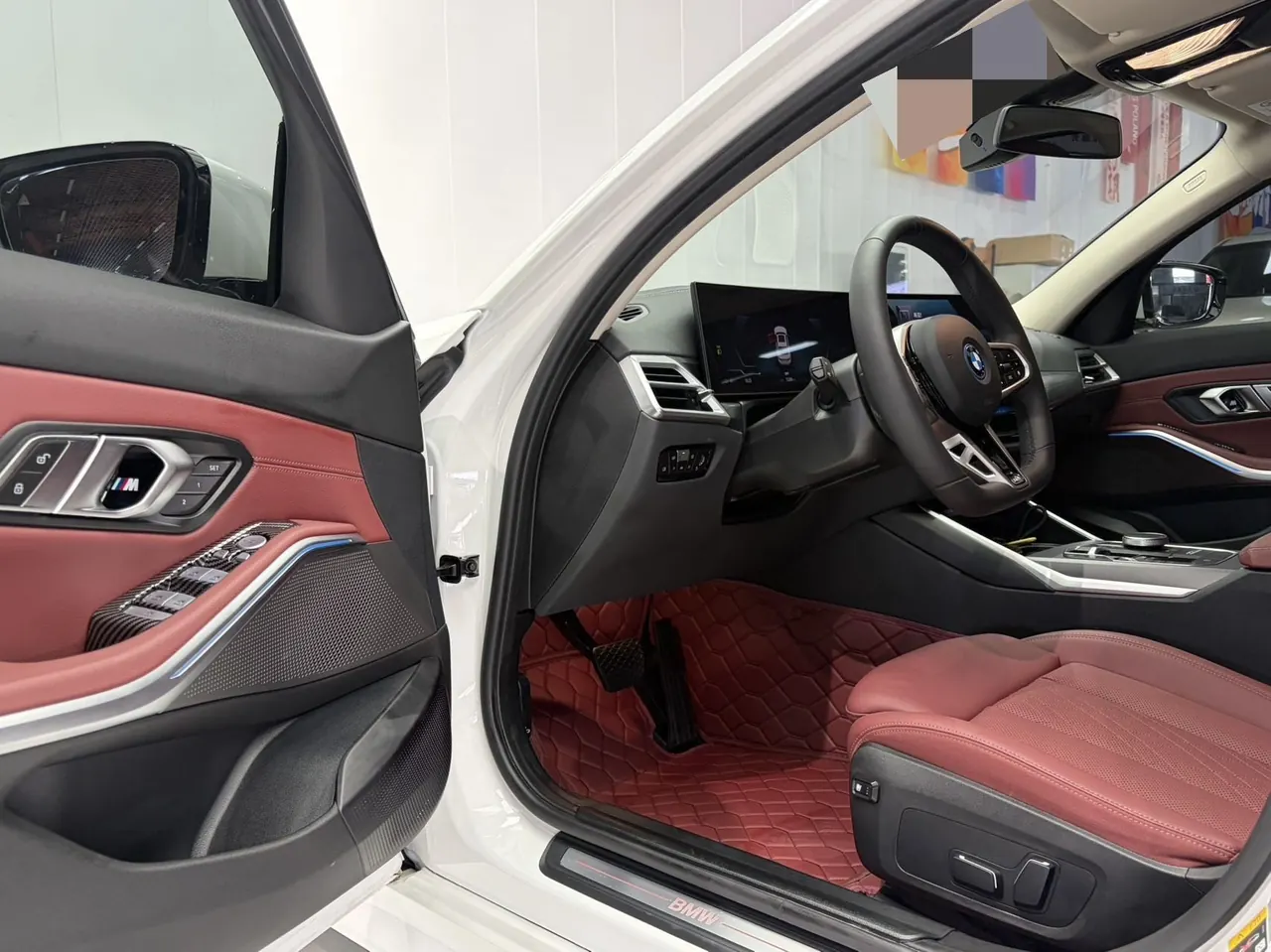 BMW 2025 i3 eDrive 35 L automatic gear 5