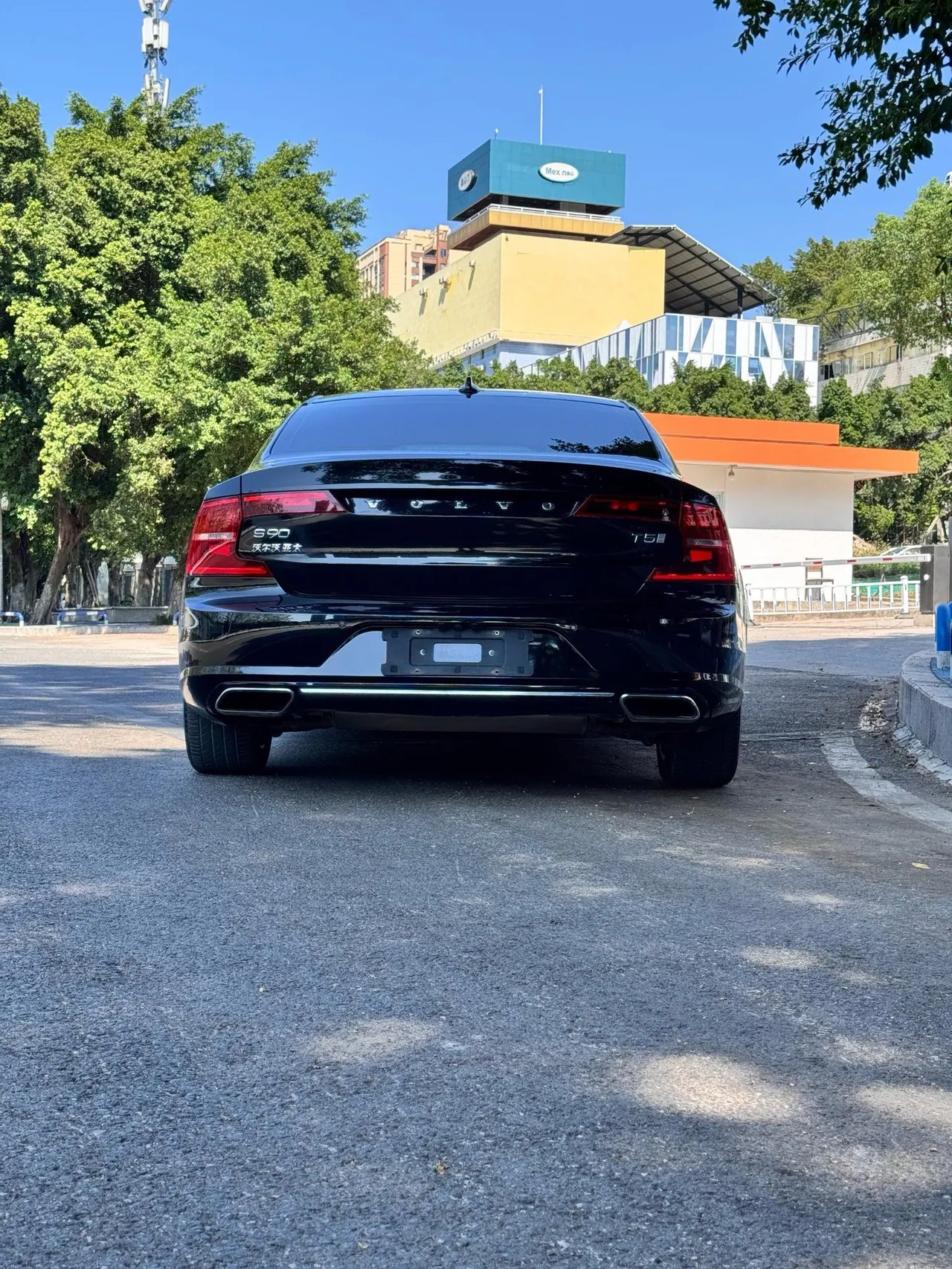 Volvo 2020 S90 2.0T T5 Zhiyi Deluxe Edition Automatic Gear 6
