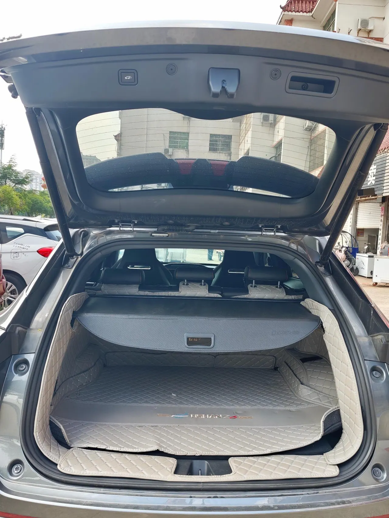 Oshan 2022 Z6 1.5T Blue Whale Smart Collar City Edition Automatic Gear 4