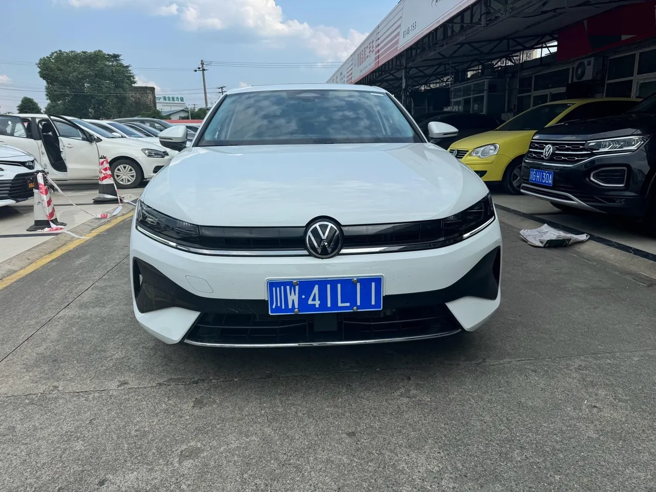 Volkswagen 2026 Sagittarius L 1.5TSI 300TSI Elite Automatic 2