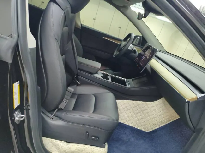 Tesla 2022 Model Y Performance high-performance all-wheel drive version (facelift) automatic gear 3