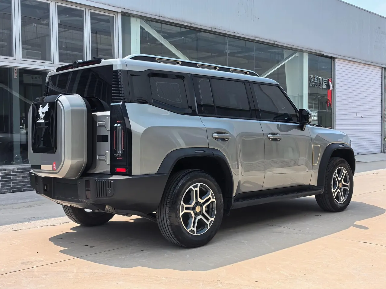 Jetour 2025 Traveler 1.5TD Two-Drive Exploration Automatic Transmission 11