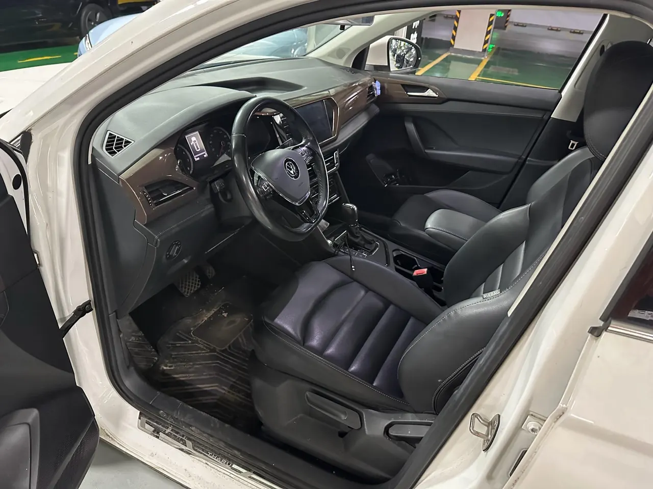 Volkswagen 2020 Tuyue 2.0TSI 330TSI Four-wheel Drive Flagship Edition (Modified) Automatic Gear 5